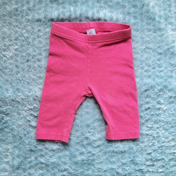 2/$5 Capri Leggings - Picture 1 of 2